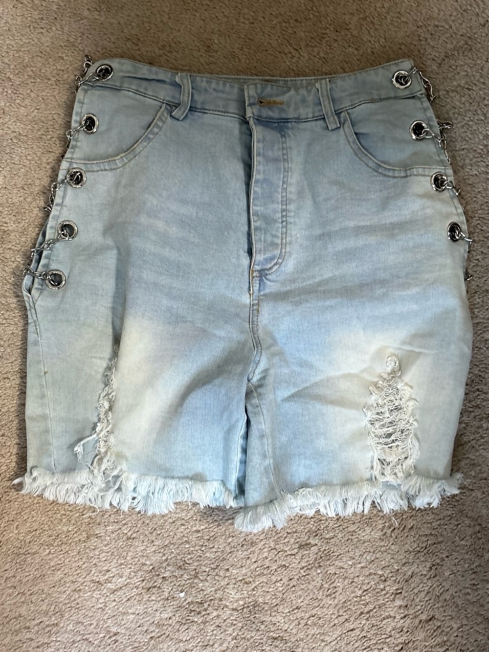Light Wash Denim Chain-Detail Women's Shorts